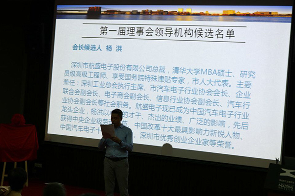 源碼太陽能路燈價格，太陽能路燈價格