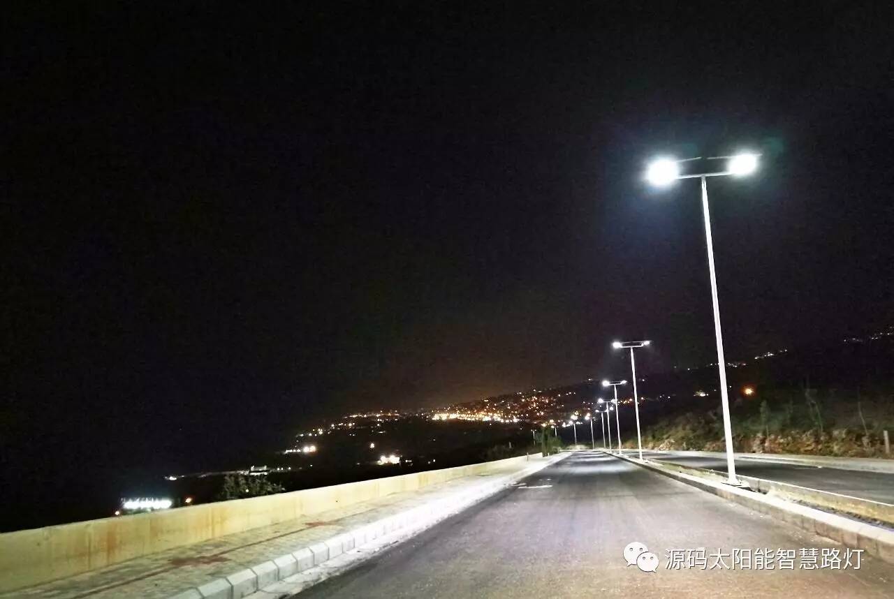 太陽能路燈，太陽能平板燈，光伏產(chǎn)業(yè)，綠色節(jié)能，太陽能路燈廠家