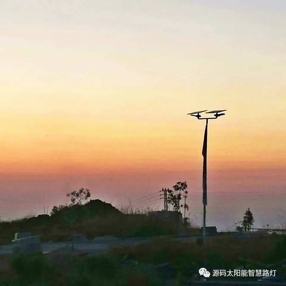 太陽能路燈，太陽能平板燈，光伏產(chǎn)業(yè)，綠色節(jié)能，太陽能路燈廠家