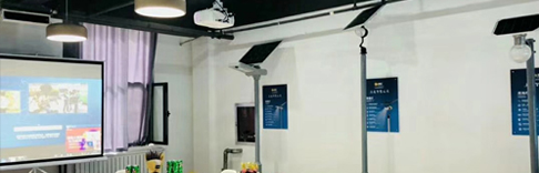 你見過這樣的太陽能路燈展廳嗎？